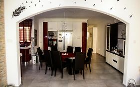 Modern And Homely Apartment In Marsaskala